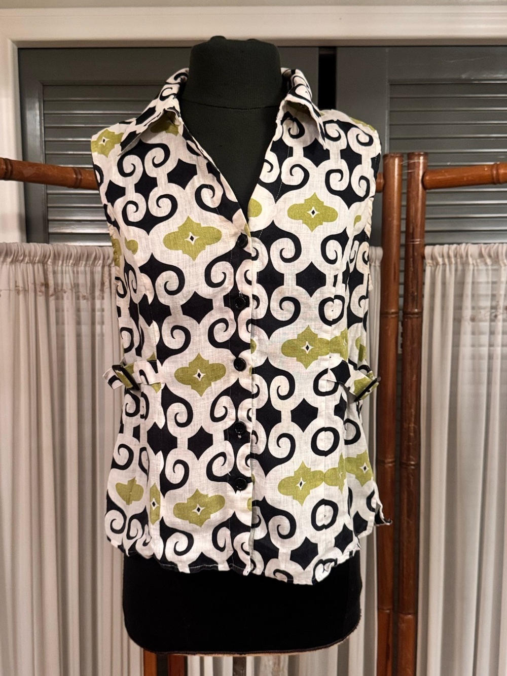 Vintage Carole Little 100% Linen Geometric Print Button Up Top - Picture 2 of 8